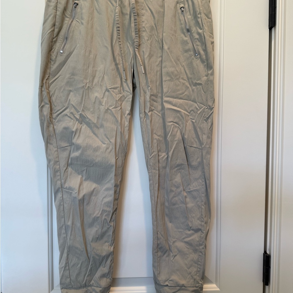 Women’s Athleta Tan Jogger